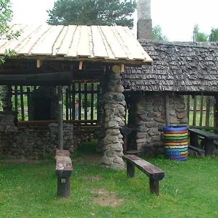 Tammekaennu Kaempingud キャンプ場 Mammaste