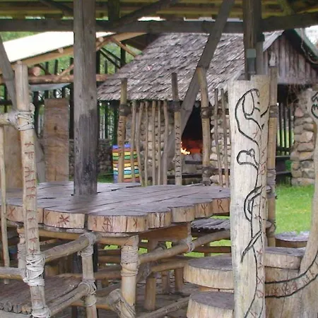 Tammekaennu Kaempingud Campeggio Mammaste