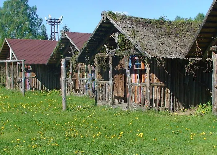 Tammekannu Kampingud